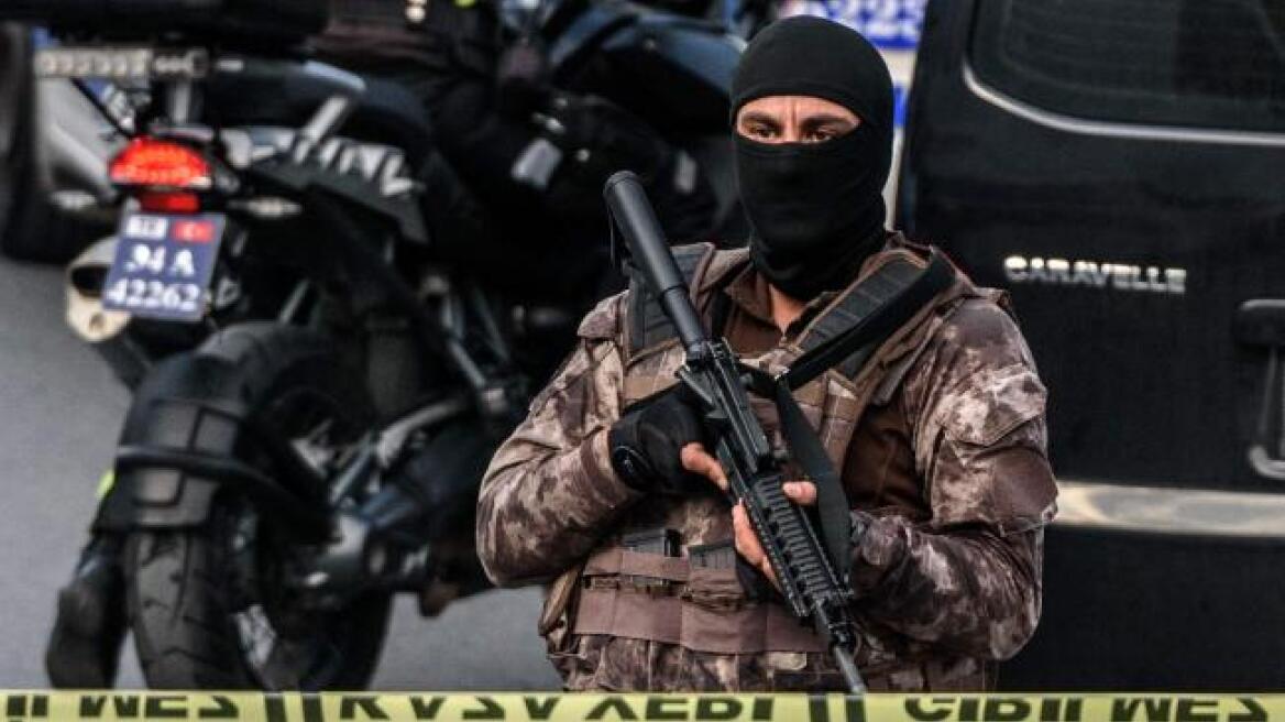 Two suicide bombers killed in Turkey