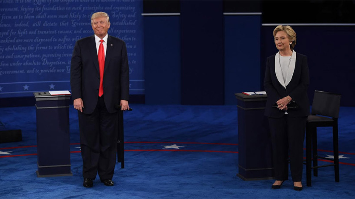 Τραμπ: Εγώ μόνο μίλησα για γυναίκες, ο Κλίντον τις κακομεταχειριζόταν - Χίλαρι: Είσαι αμετανόητος