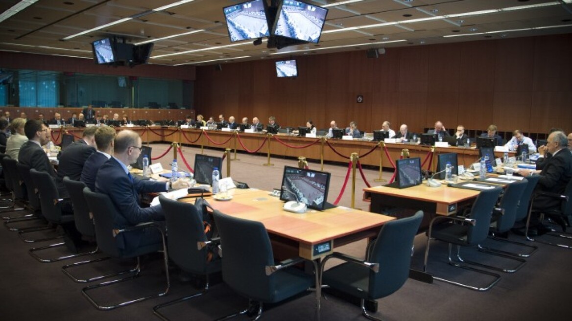 EuroGroup releases only 1.1bln Euros for Greece