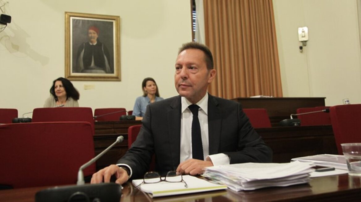 Bank of Greece Governor blasts ex-Finance Minister Varoufakis before parliamentary committee