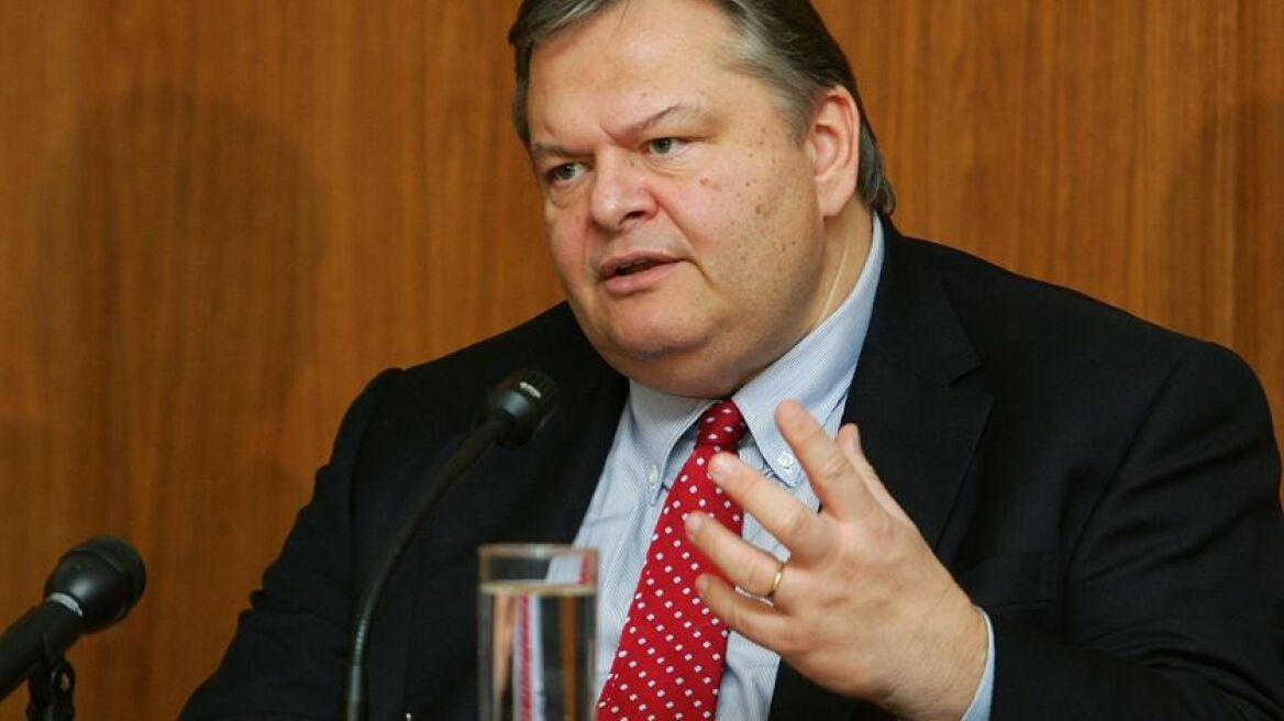 Βενιζέλος: Το Σύνταγμα ορίζει τα όρια συνταξιοδότησης των δικαστικών