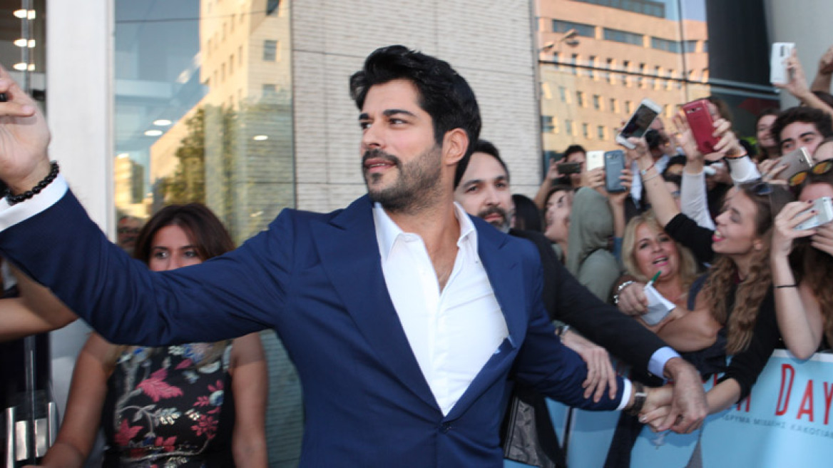 Ουρές και κλάματα στην Αθήνα για τον γοητευτικό «Κεμάλ» του «Καρά Σεβντά»