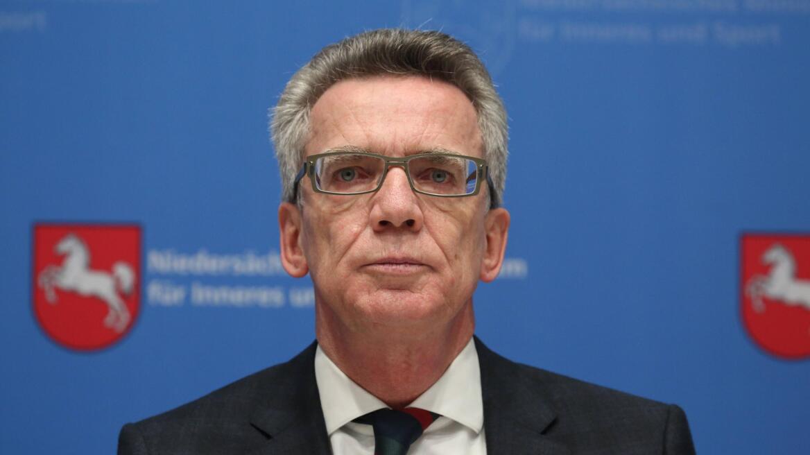 Γερμανία: Την απαγόρευση της μπούρκας πρότεινε ο Ντε Μεζιέρ