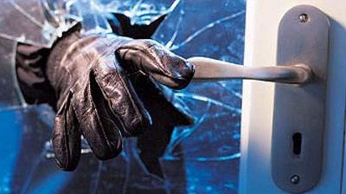 Άγνωστοι διέρρηξαν τρία μαγαζιά στη Μαγνησία