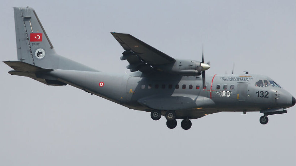 Προκαλεί η Τουρκία με 28 παραβιάσεις στο Αιγαίο μέσα σε μια μέρα 