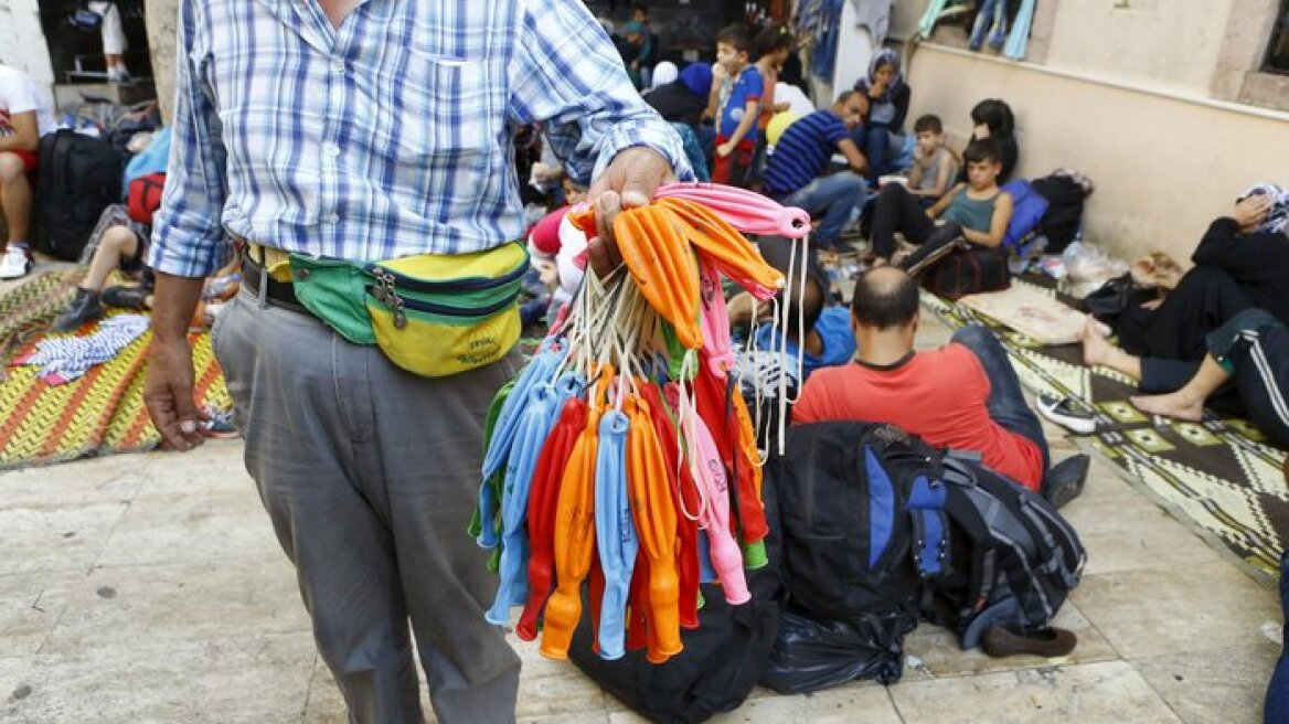 Παρίστανε τον πλανόδιο πωλητή για να κλέβει