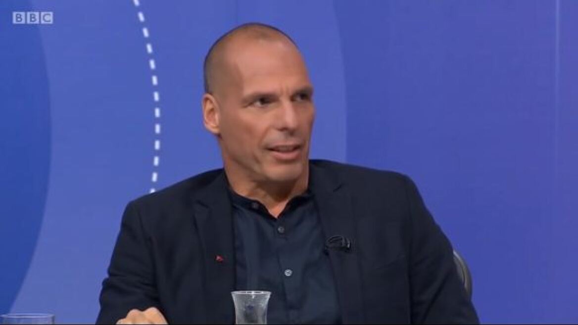 Βαρουφάκης: Η ομάδα του Brexit αποτελείται από ανθρώπους με χαμηλό IQ