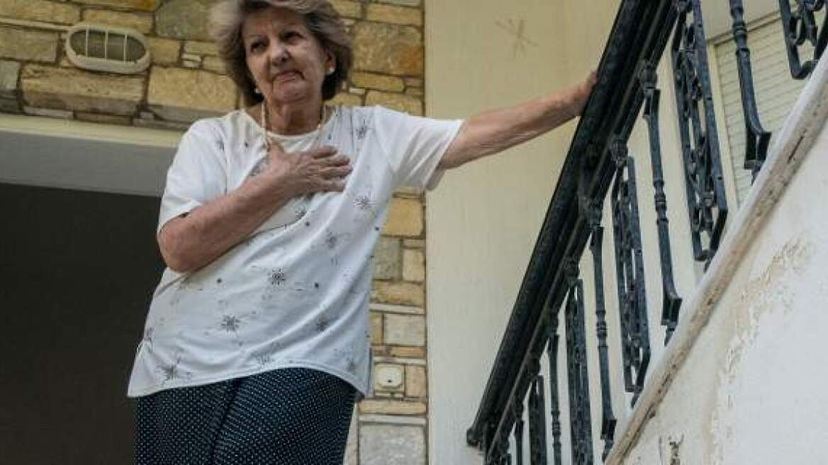 Ρομά έκλεψαν το κινητό της μητέρας του Αλέξη Τσίπρα 