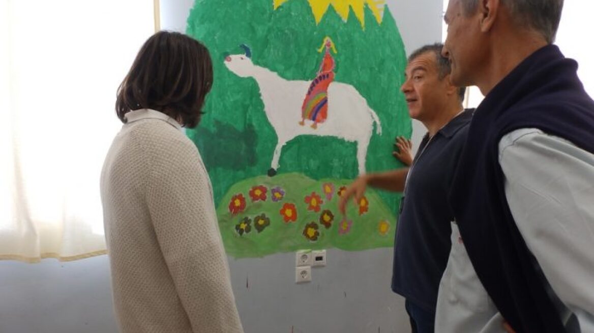 Ο Σταύρος Θεοδωράκης στο Ειδικό Γυμνάσιο Χανίων