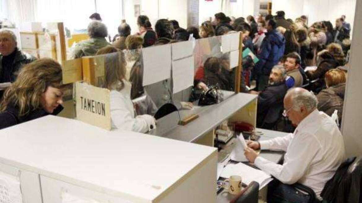 Βόμβα για τα ταμεία η στάση πληρωμών- Στραγγίζουν την κρατική χρηματοδότηση