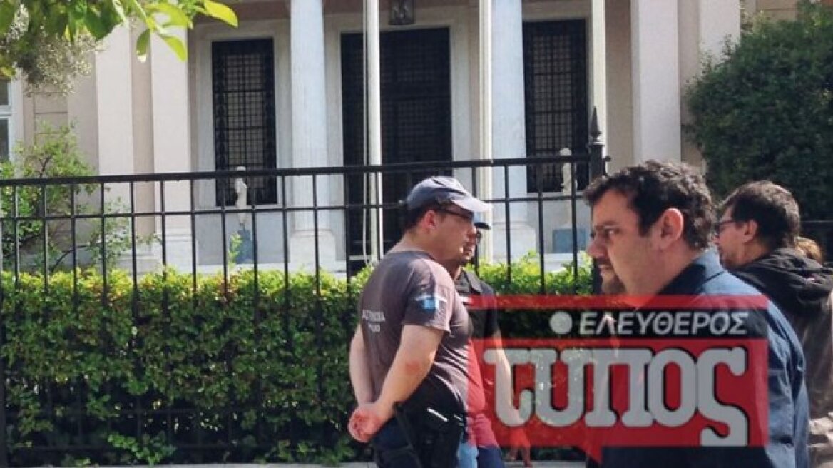 ΝΔ προς Μαξίμου: 48 ώρες μετά καμία απάντηση για Αρτεμίου