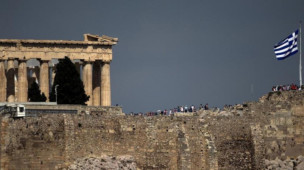 Γερμανικός Τύπος για Ελλάδα: «Και άλλα δισεκατομμύρια για μια καμένη χώρα»