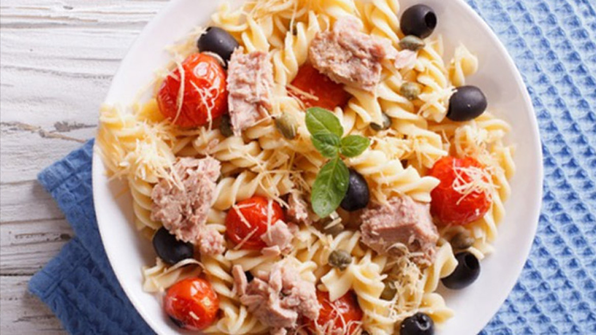 Ζυμαρικά με τόνο καπνιστό