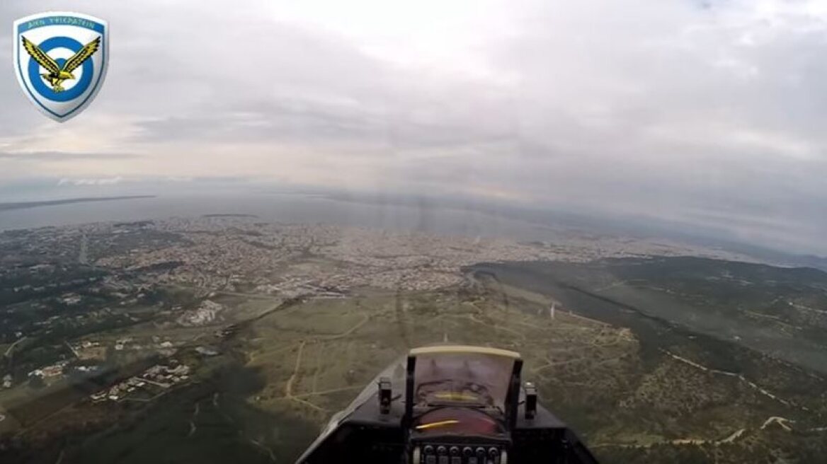 Watch impressive f-16 manoeuvres from cockpit camera! (videos)