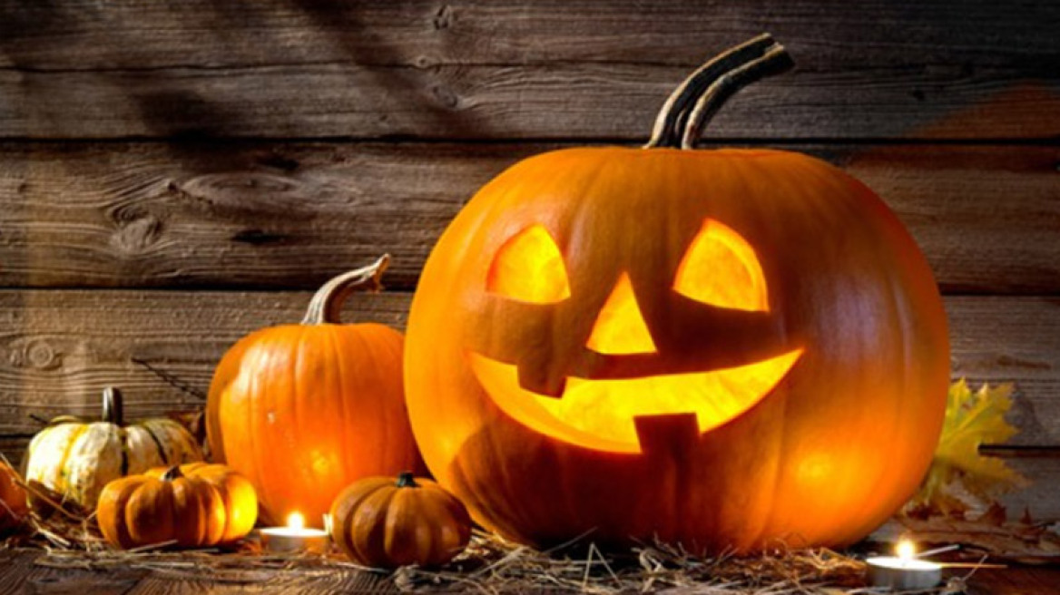 Διάλεξε γλυκά αλά Halloween και δες πόσο sexy είσαι!