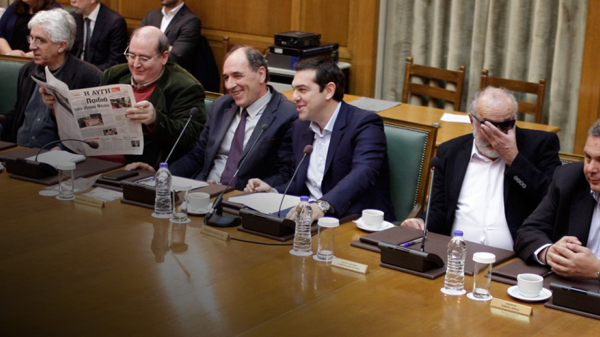 Γκάλοπ και… Ντάισελμπλουμ επισπεύδουν τον ανασχηματισμό