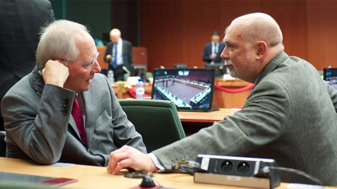 EC source: Deal on 2nd review must be reached by end of November
