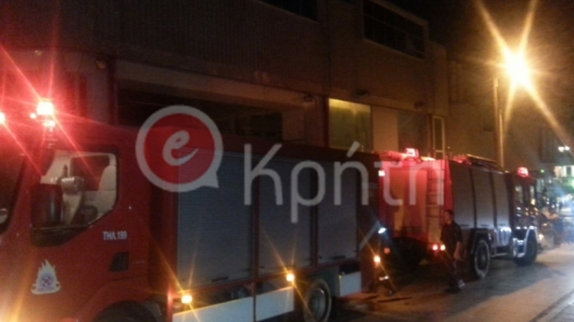 Ηράκλειο: Επέμβαση της ΕΜΑΚ για χημικά σε κάδο απορριμάτων