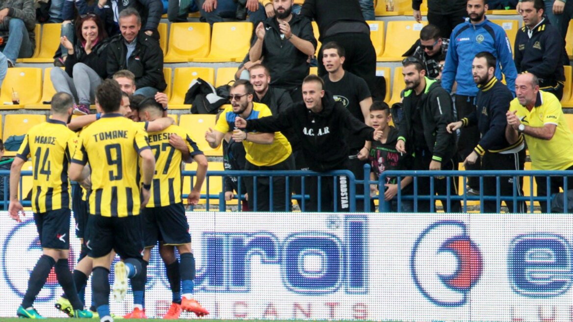 Με λυτρωτή τον Μαρκόφσκι, 2-1 ο Παναιτωλικός τη Λάρισα