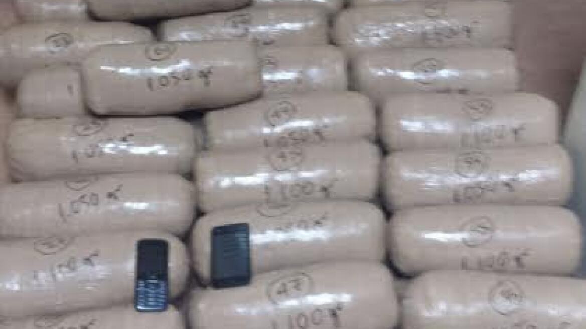 Συνέλαβαν τον μεταφορέα 66 κιλών χασίς