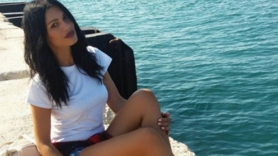   Η ωραία Εύα της Κέρκυρας!