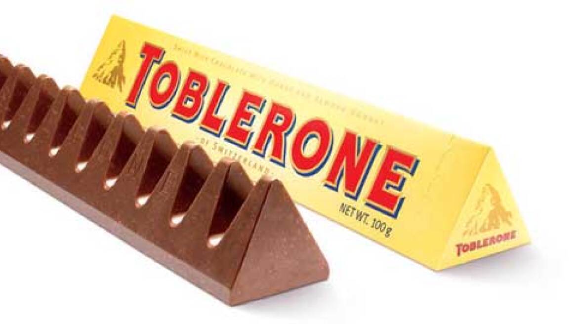 Η σοκολάτα Toblerone αλλάζει σχήμα και οι θαυμαστές της αγανακτούν