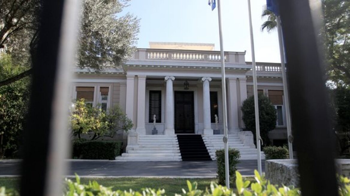 Κυβέρνηση: Σαρωτικές αλλαγές γενικών γραμματέων – Υποχωρεί το θέμα Φίλη