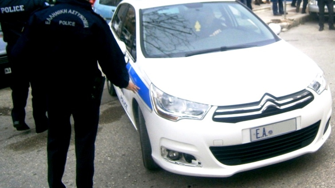 Εύβοια: Πιάστηκε επ' αυτοφώρω την ώρα που λήστευε υποκατάστημα τράπεζας