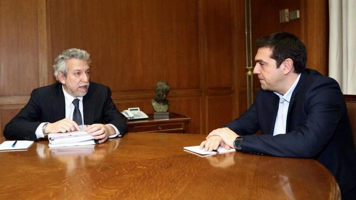 Σύσκεψη υπό τον Τσίπρα για το «λουκέτο» στο πρωτάθλημα