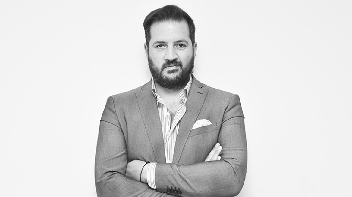 Ο Ευγένιος μάς βάζει τα γυαλιά