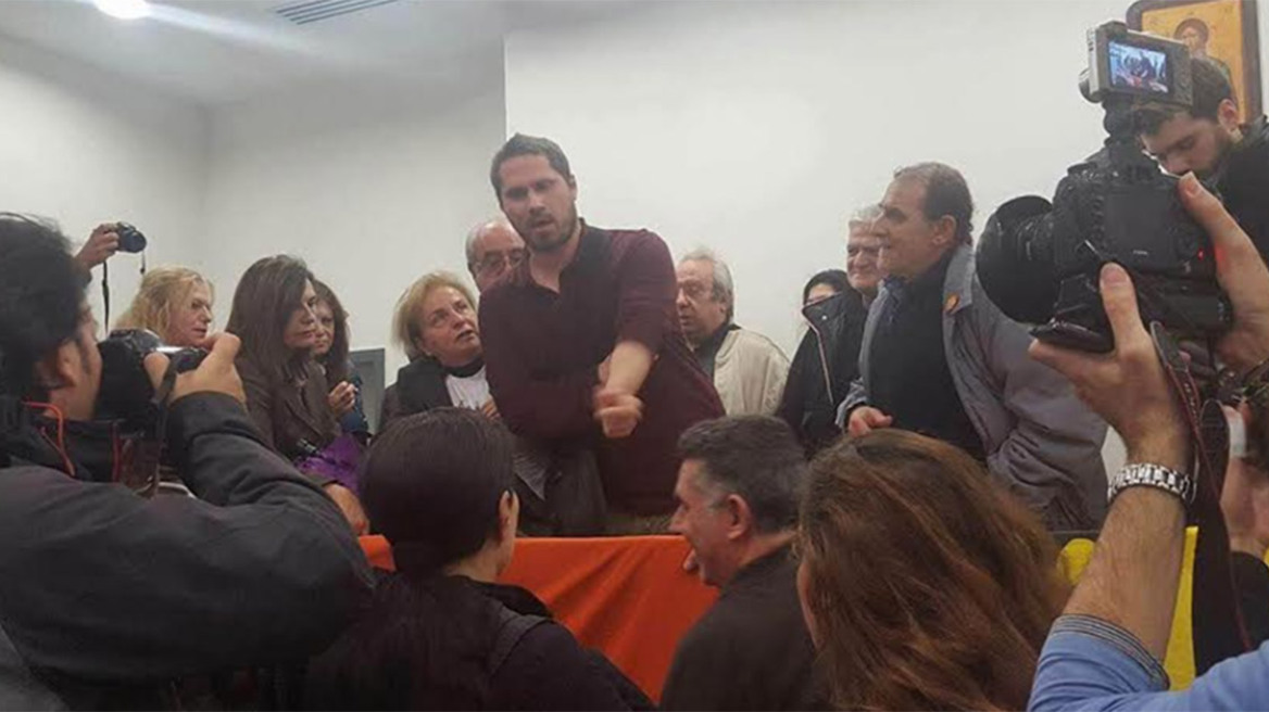 «Δεν πληρώνω»: Ο γιατρός που… ματαιώνει τους πλειστηριασμούς 