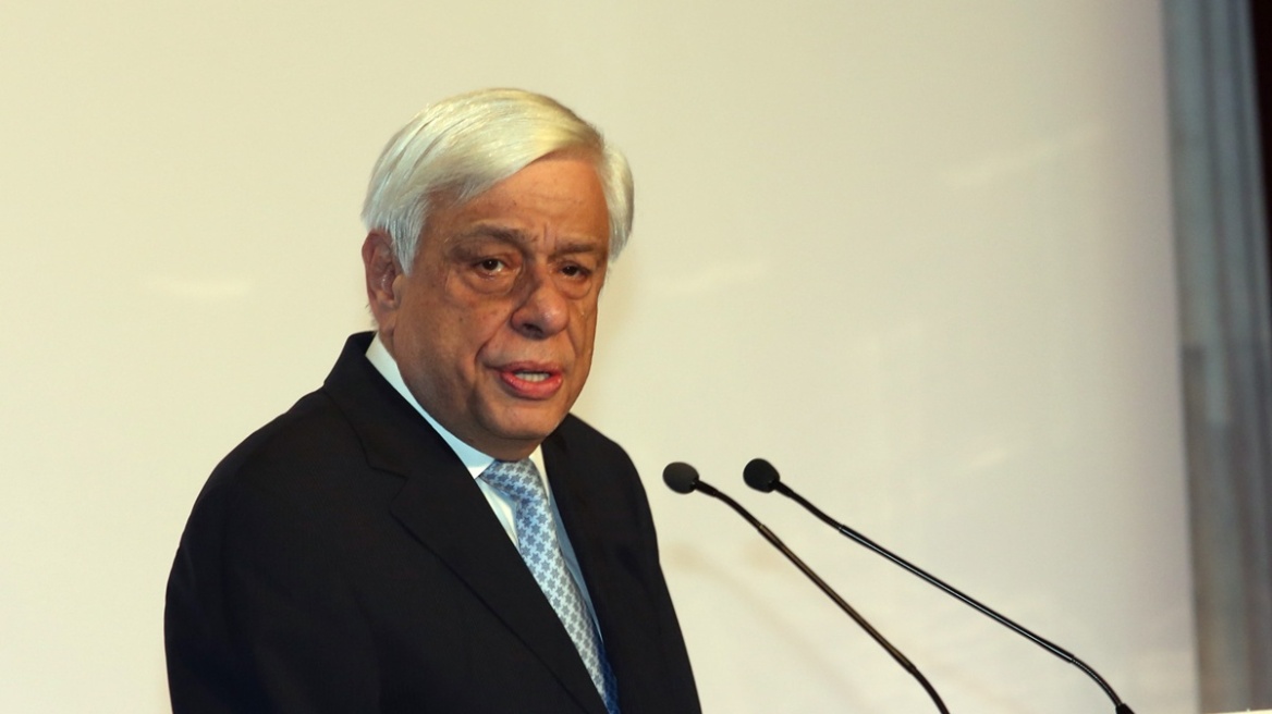 Μήνυμα Παυλόπουλου στα Σκόπια: Η Μακεδονία είναι μία και είναι ελληνική