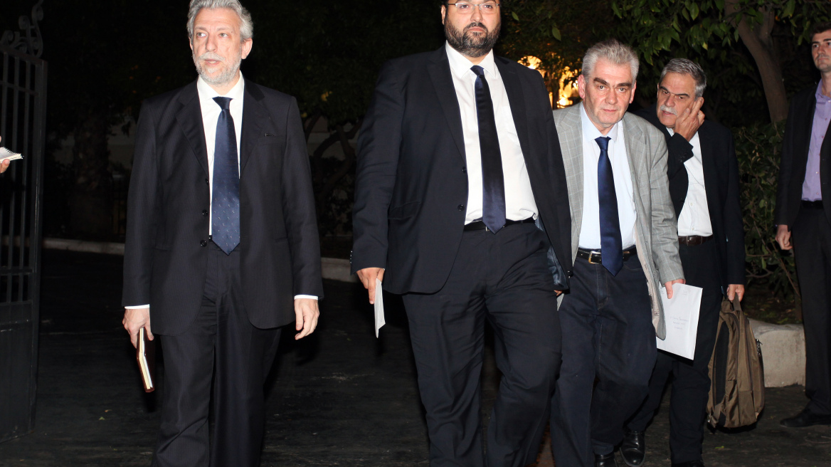 Αντιτρομοκρατική, ξένοι διαιτητές και... Grexit τα «φάρμακα» της κυβέρνησης για το ποδόσφαιρο