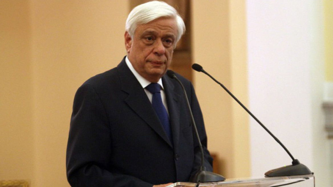 Παυλόπουλος: «Πράξη ευθύνης» κάθε προσφορά προς τους νέους