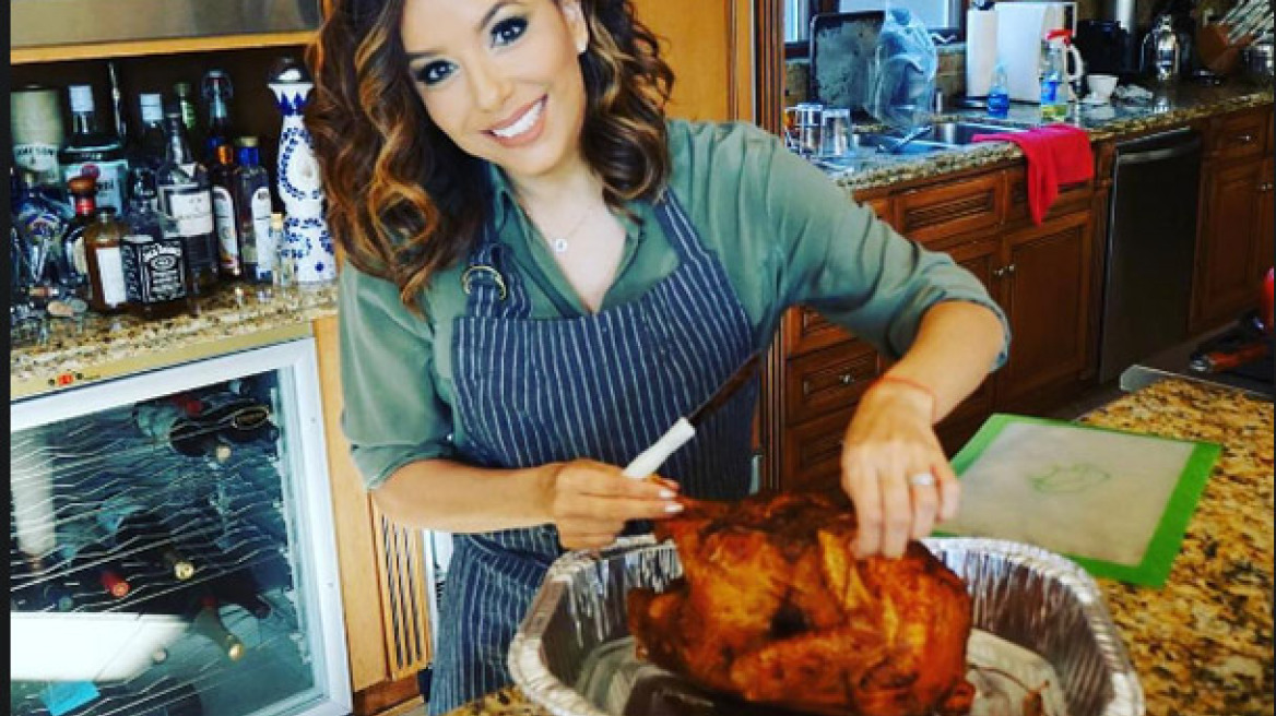 Δείτε πώς γιόρτασαν την «Ημέρα των Ευχαριστιών» οι celebrities 