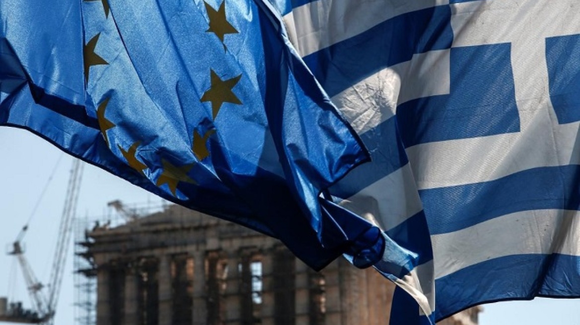 Reuters: Η Ελλάδα πιέζει τους πιστωτές της για το ζήτημα του χρέους