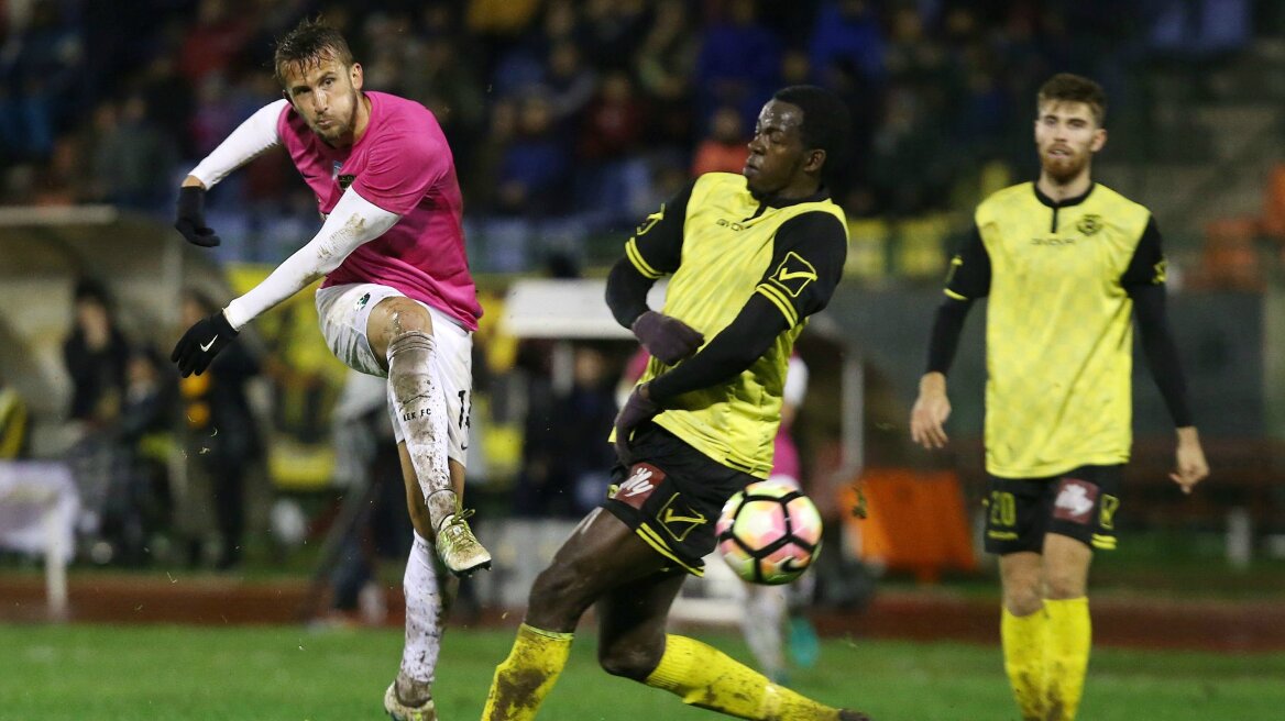 Αναγέννηση Καρδίτσας - ΑΕΚ 2-2: Νόμιζε ότι κέρδισε και την… πάτησε