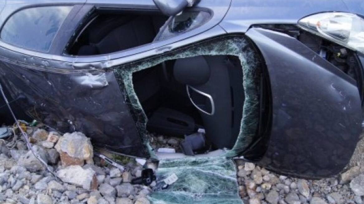 Έπεσε στη θάλασσα στη Νέα Πέραμο με το αυτοκίνητο και σώθηκε