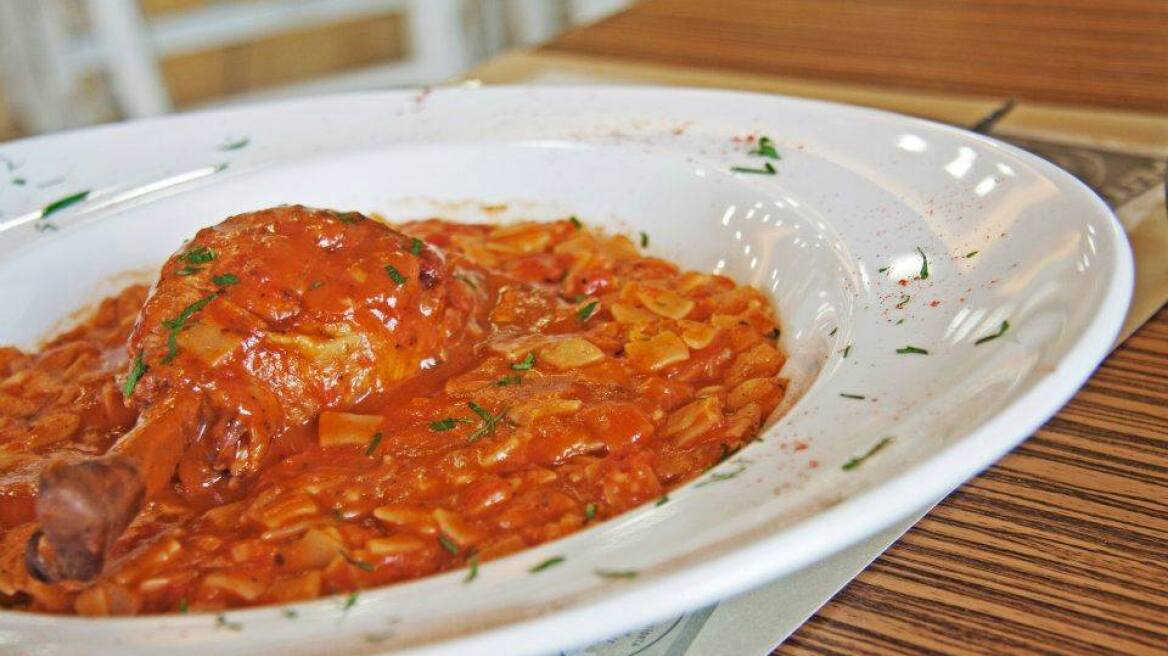 ΘάΜα: Η απόδειξη πως η κουζίνα της Ελληνίδας μαμάς είναι ένας γαστρονομικός θησαυρός