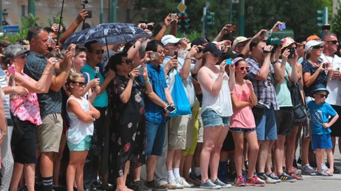 ΣΕΤΕ: Γιατί είχαν απόκλιση τουριστικές αφίξεις και έσοδα το 2016