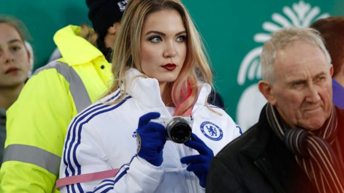 Με τζάκετ Τσέλσι γιατί... έτσι της αρέσει! 