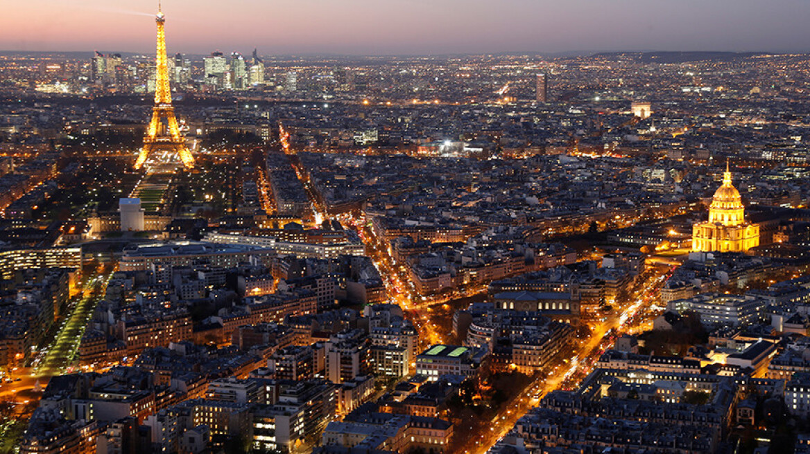 Cosmic dust found on rootops in European cities!