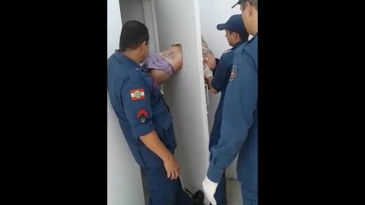 Κλέφτης σφηνώθηκε στο κελί ενώ προσπαθούσε να αποδράσει!