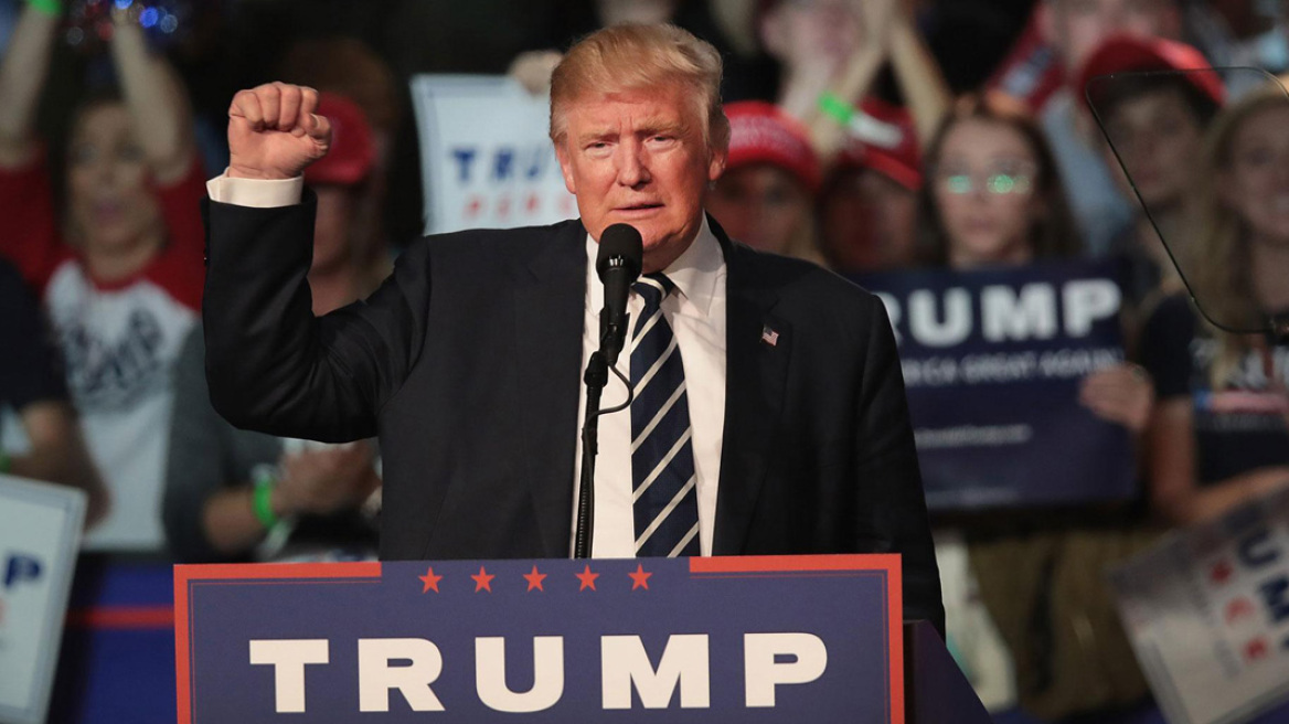Μια Σταρ Ελλάς δίπλα στον Donald Trump (φωτογραφίες)