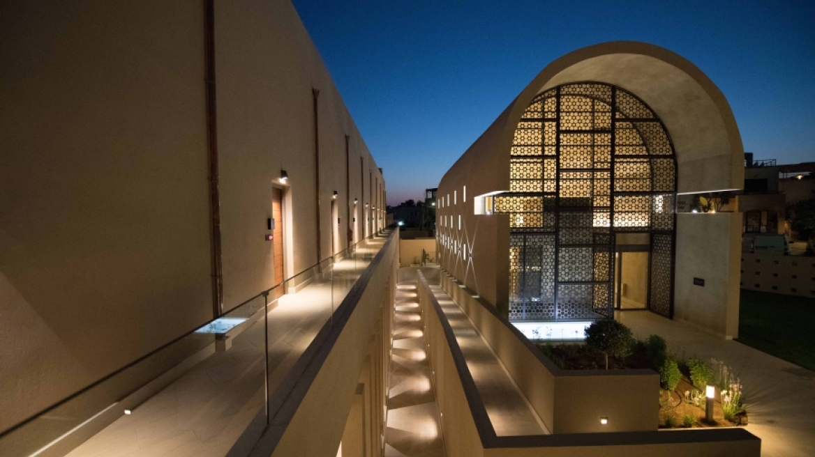 Το πρώτο ελληνικό ξενοδοχείο που τιμάται από το καταξιωμένο Interior Design Magazine