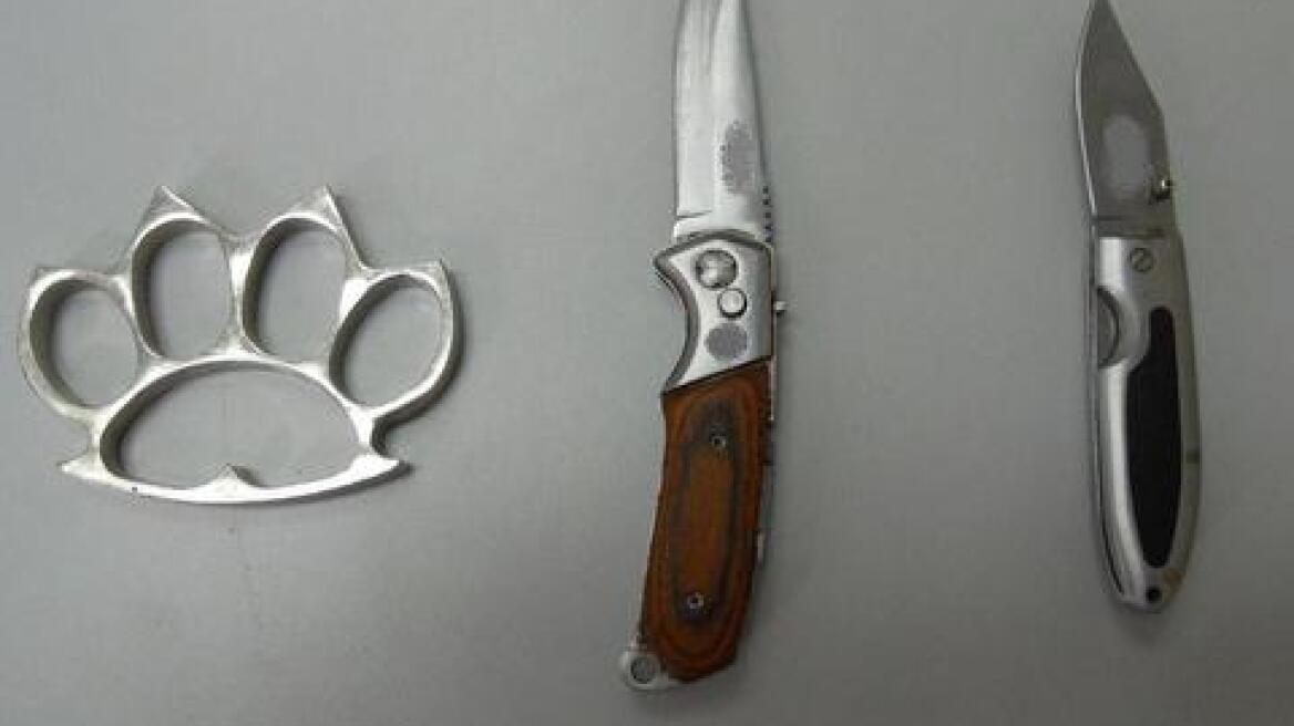 Αγρίνιο: Χασίς και παράνομος οπλισμός σε σπίτι 31χρονου