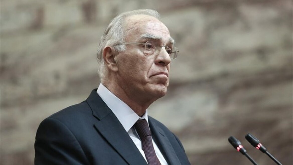 Λεβέντης: Ο Τσίπρας πριν πέσει, ζητάει χέρι από τη Χρυσή Αυγή;