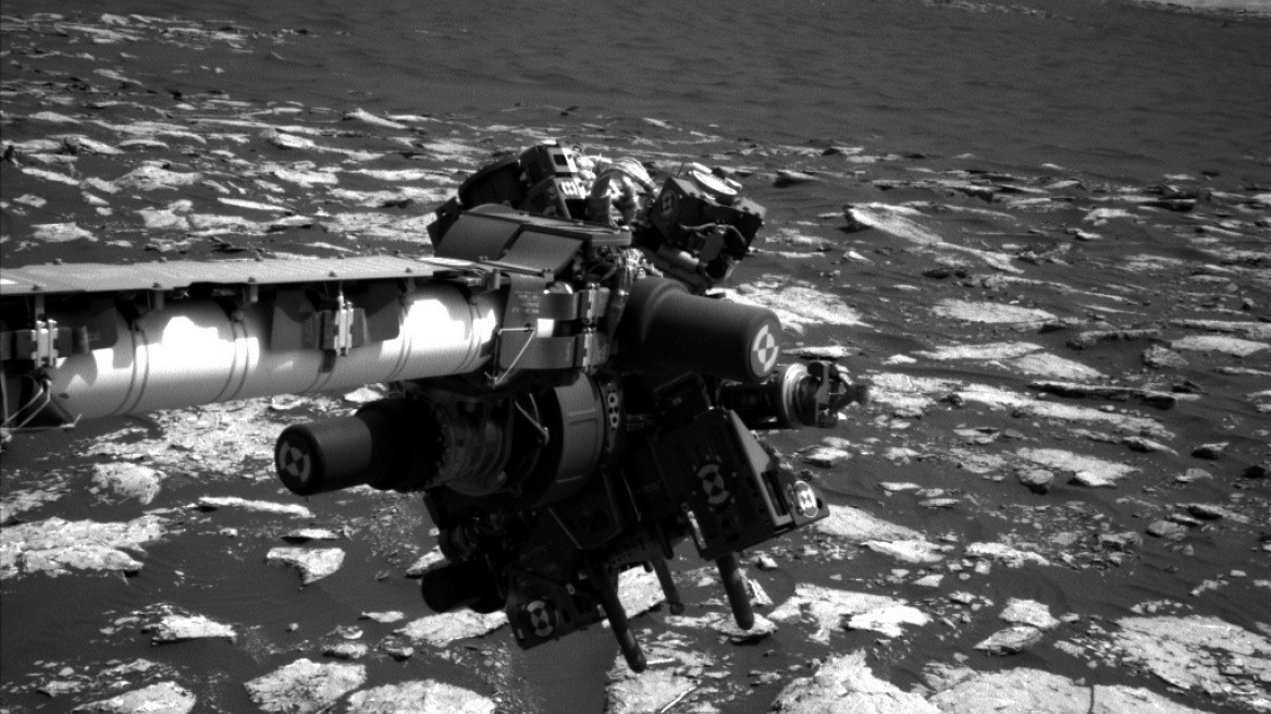 Το ρόβερ Curiosity κόλλησε στον Άρη