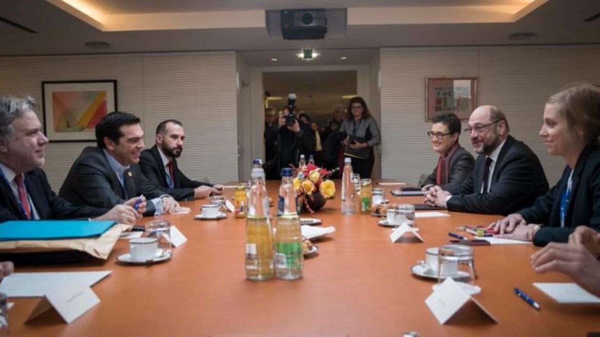 Greek PM in meeting with EP President Sculz