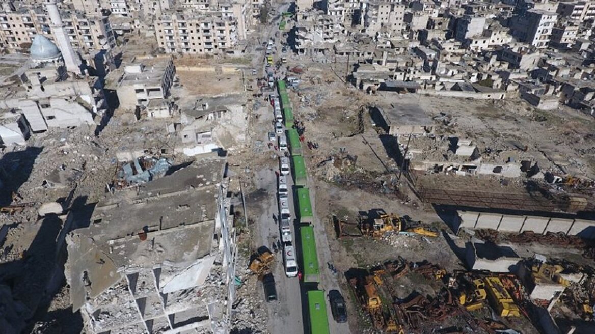 Thousands of civilians and “rebels” evacuate Aleppo (video-photos)